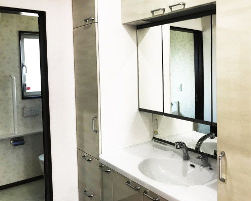 2 - 洗面台のリフォーム